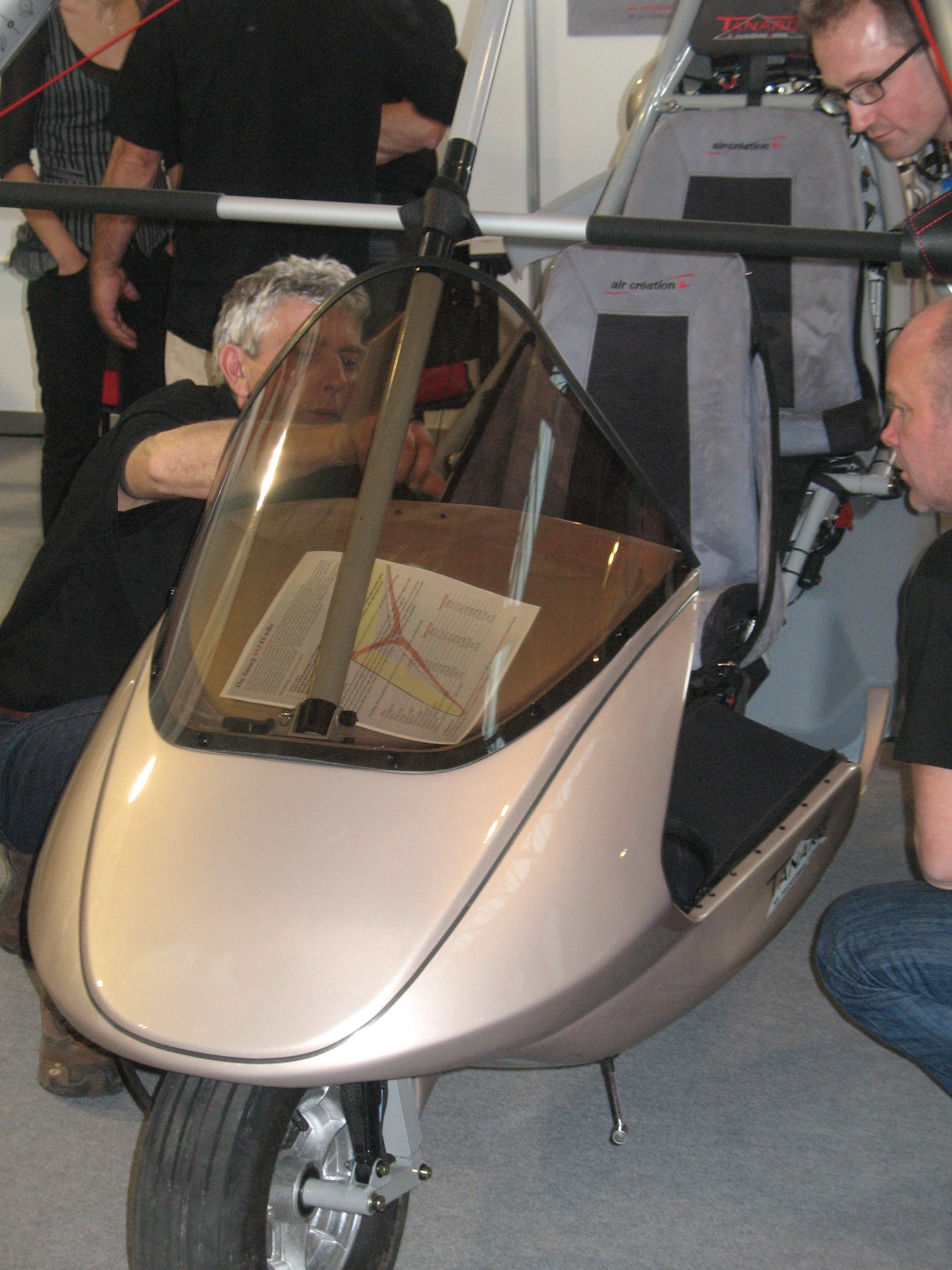 https://www.baialupo.com/gallery/2009-04-friedrichshafen/IMG_3241.jpg