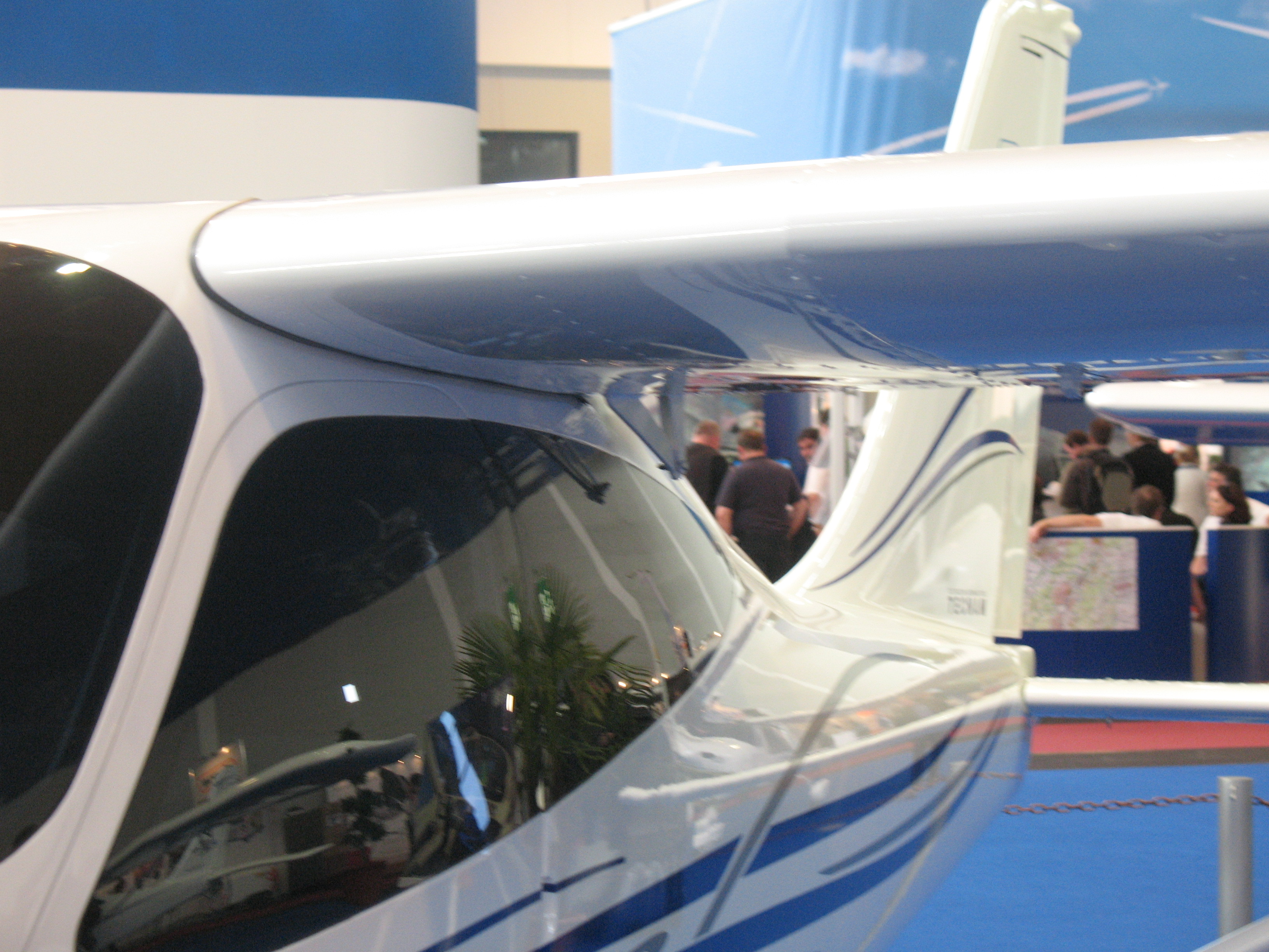 https://www.baialupo.com/gallery/2009-04-friedrichshafen/IMG_3249.jpg
