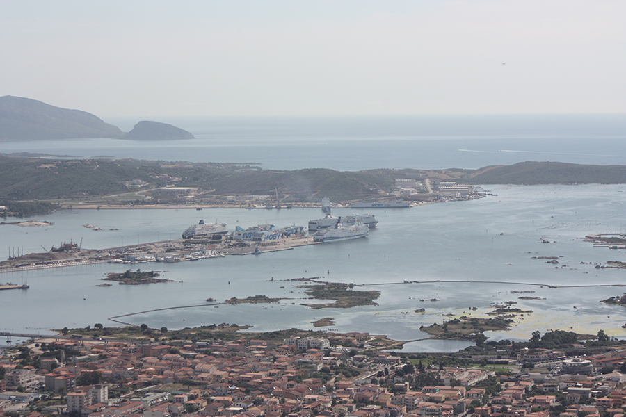 https://www.baialupo.com/gallery/2009-06-sardegna/IMG_1419.jpg
