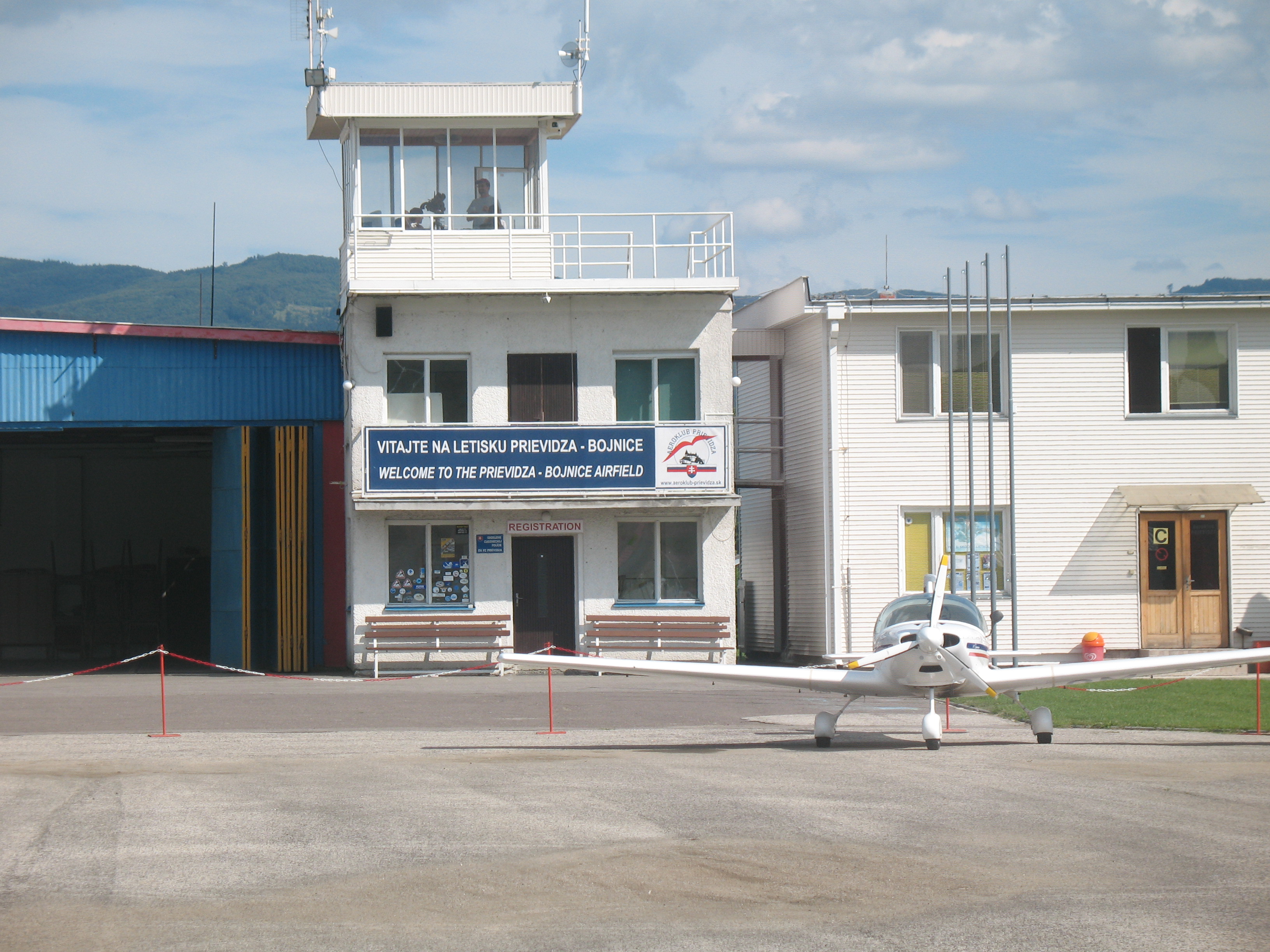 https://www.baialupo.com/gallery/2009-07-prievidza/IMG_3536.jpg