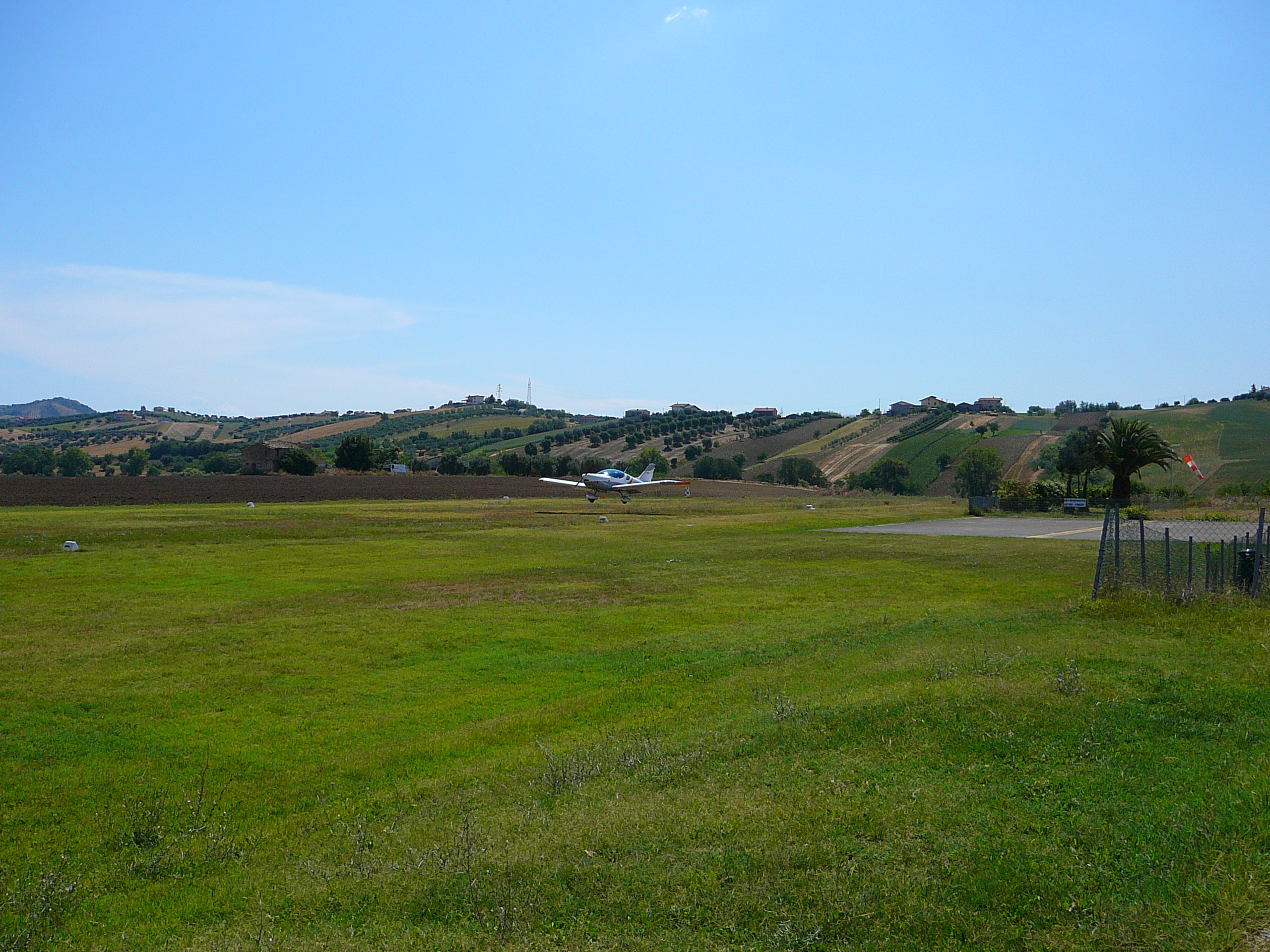 https://www.baialupo.com/gallery/2010-07-puglia/2010-07-27-112054.Panasonic-DMC-TZ1.jpg