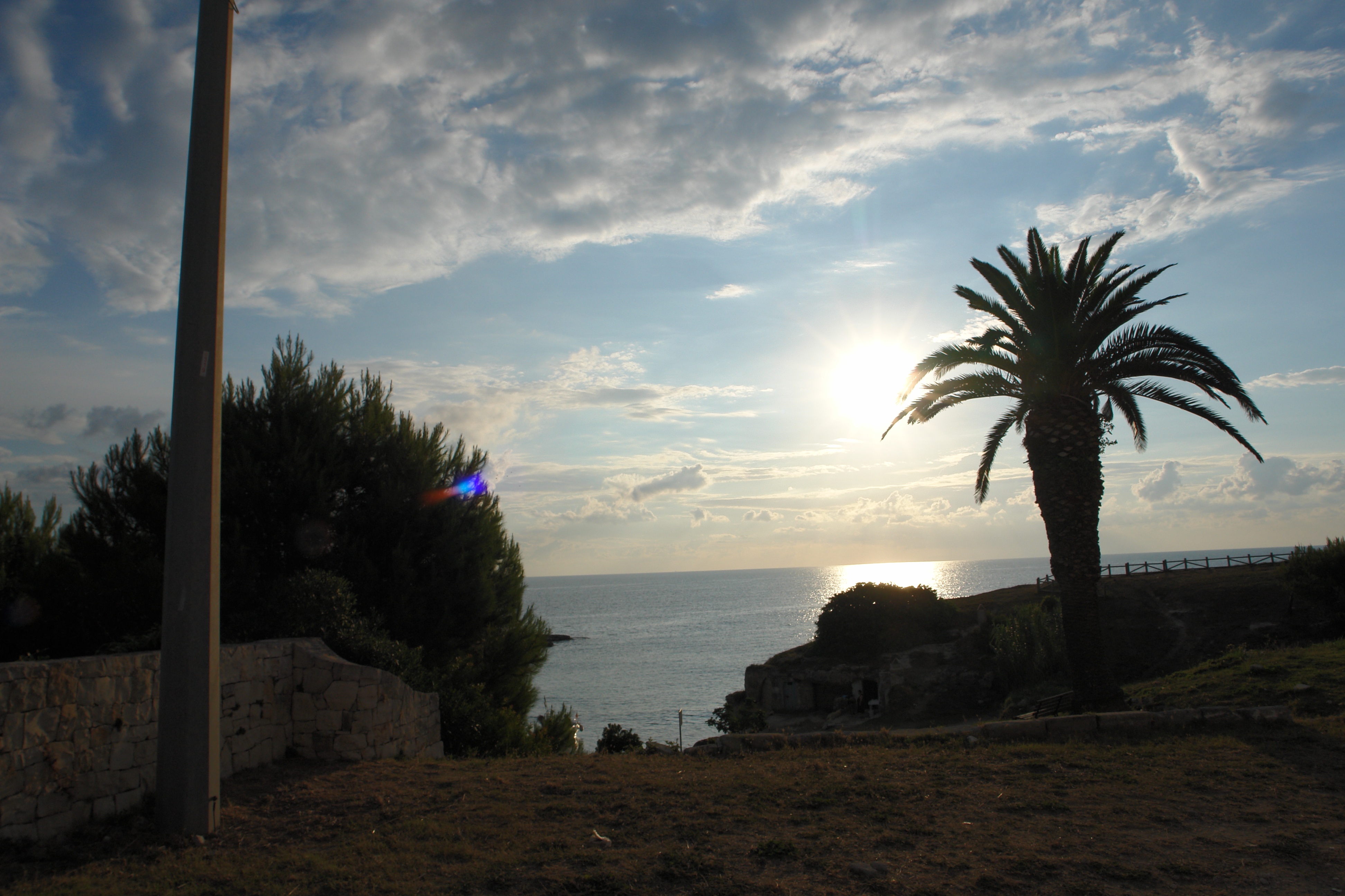https://www.baialupo.com/gallery/2010-07-puglia/2010-07-28-064208.SONY-DSC-R1.jpg