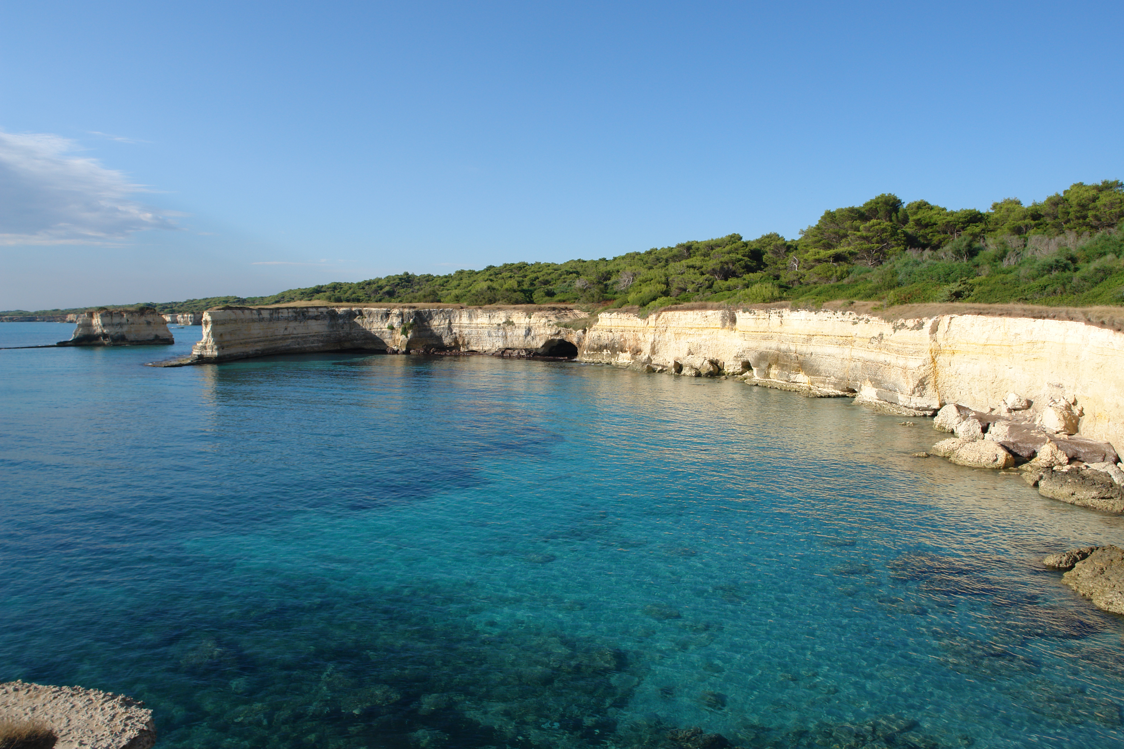 https://www.baialupo.com/gallery/2010-07-puglia/2010-07-28-074843.SONY-DSC-R1.jpg