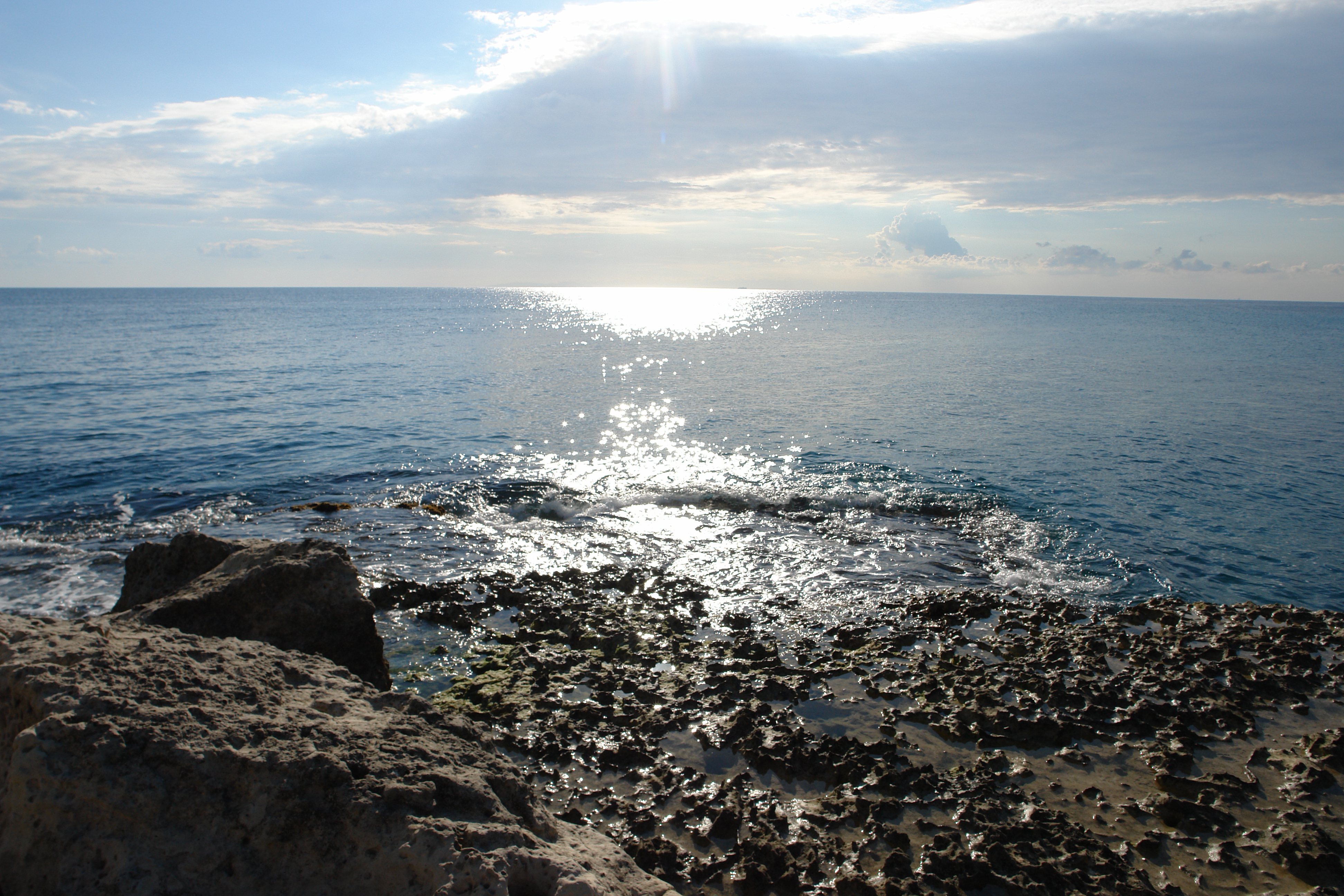 https://www.baialupo.com/gallery/2010-07-puglia/2010-07-28-075105.SONY-DSC-R1.jpg