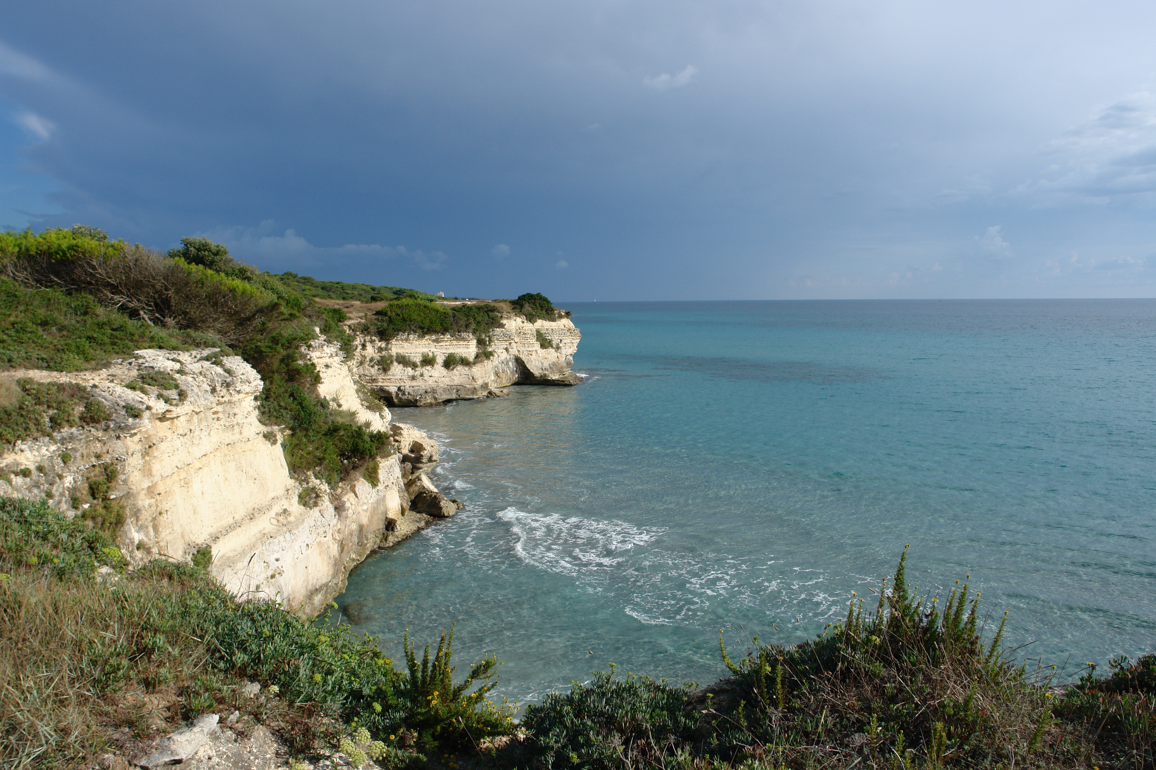 https://www.baialupo.com/gallery/2010-07-puglia/2010-07-28-080903.SONY-DSC-R1.jpg