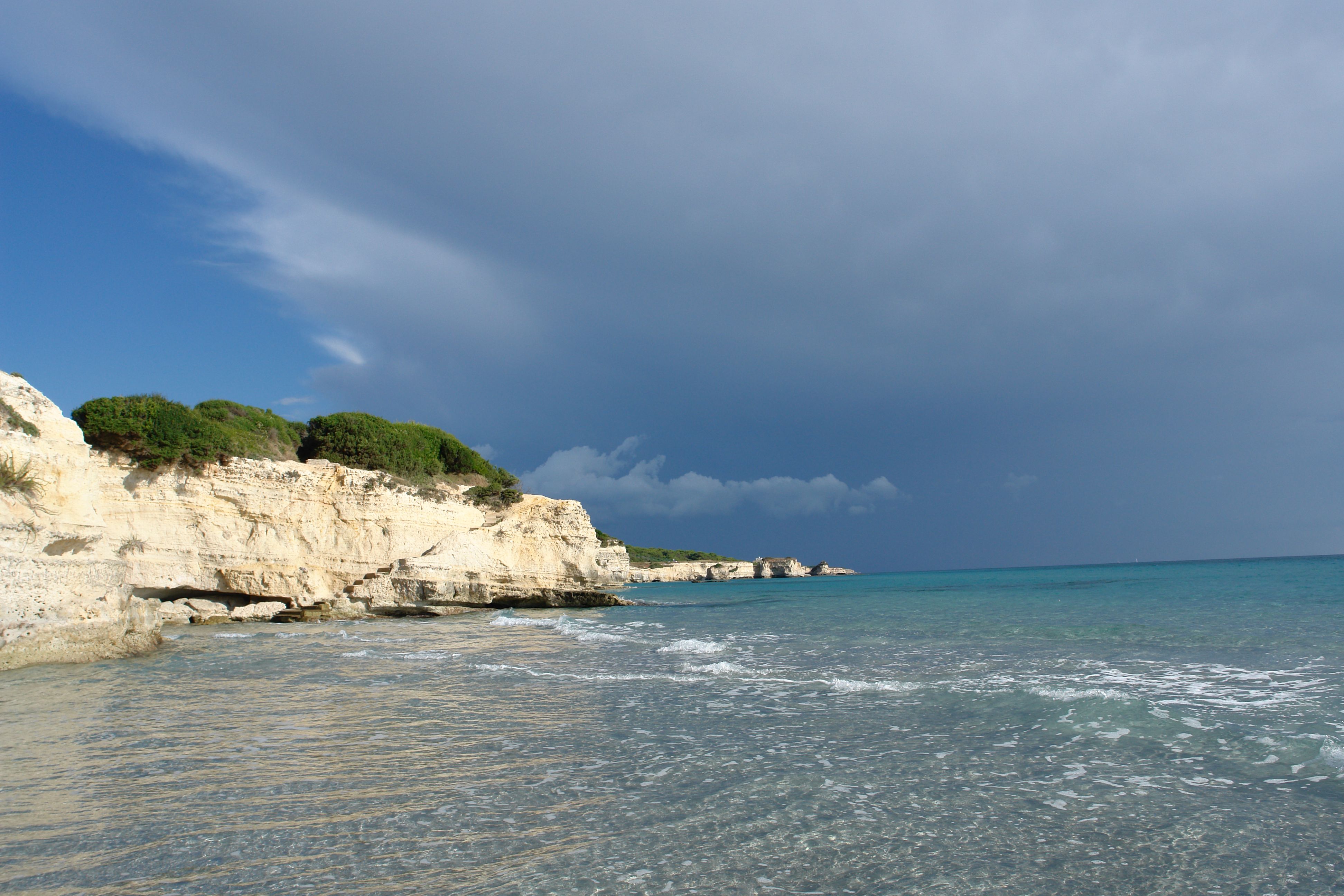 https://www.baialupo.com/gallery/2010-07-puglia/2010-07-28-081644.SONY-DSC-R1.jpg