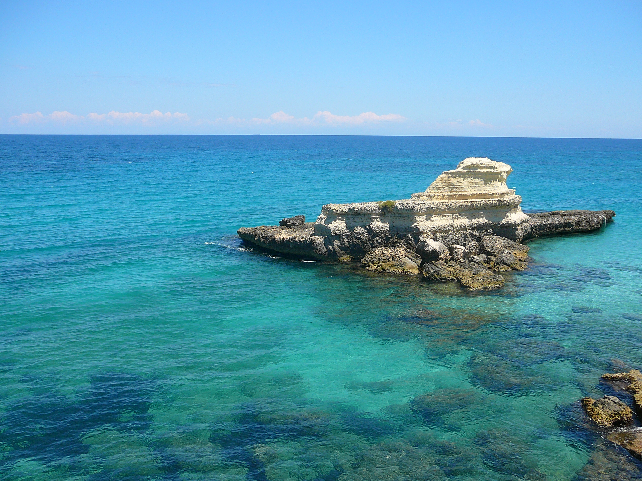 https://www.baialupo.com/gallery/2010-07-puglia/2010-07-28-131100.Panasonic-DMC-TZ1.jpg