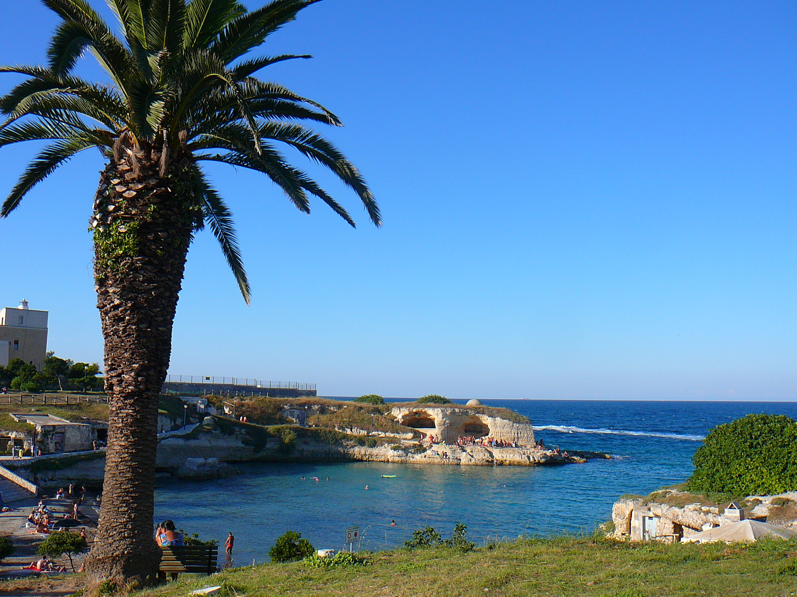 https://www.baialupo.com/gallery/2010-07-puglia/2010-07-28-180643.Panasonic-DMC-TZ1.jpg