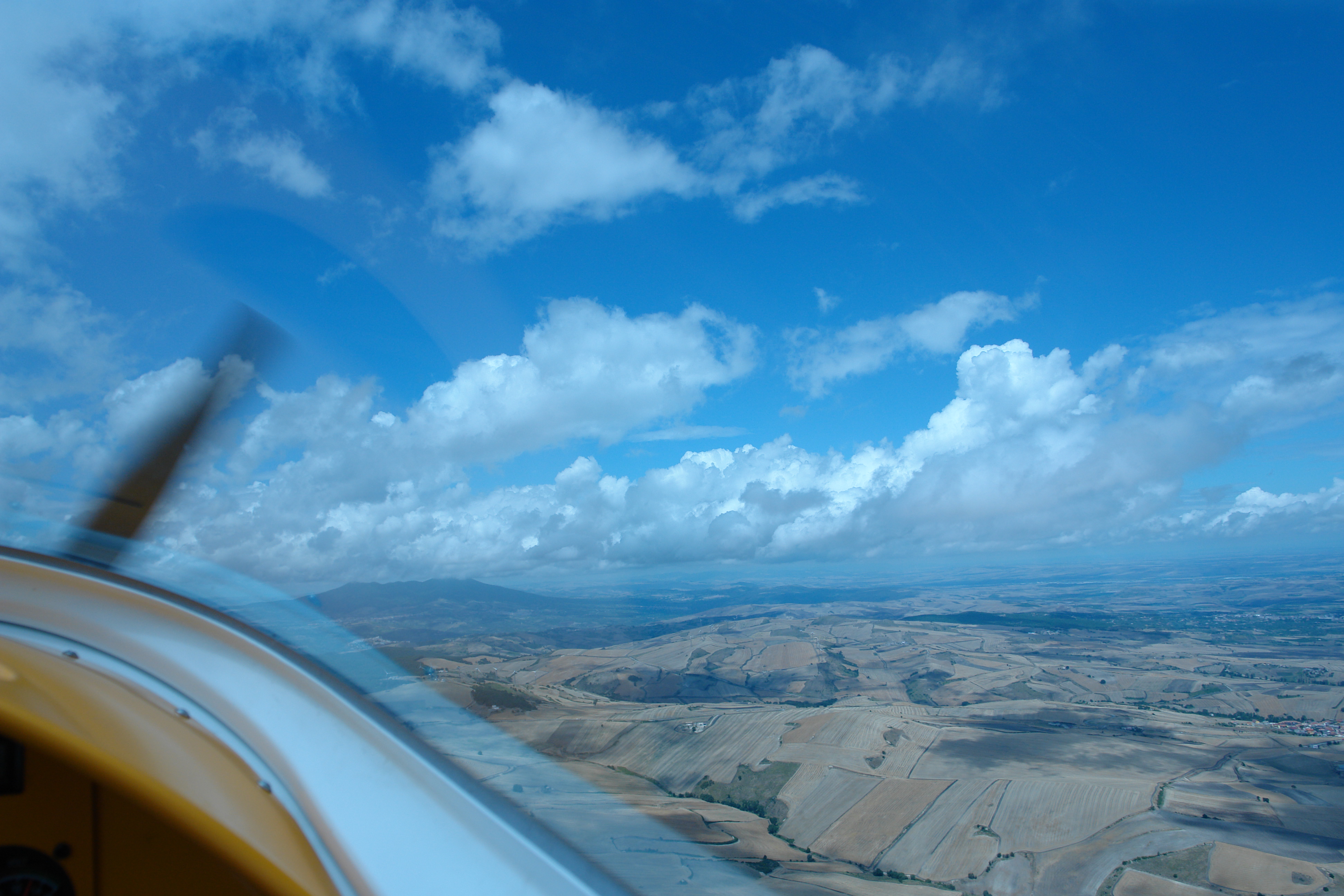 https://www.baialupo.com/gallery/2010-07-puglia/2010-07-31-120717.SONY-DSC-R1.jpg