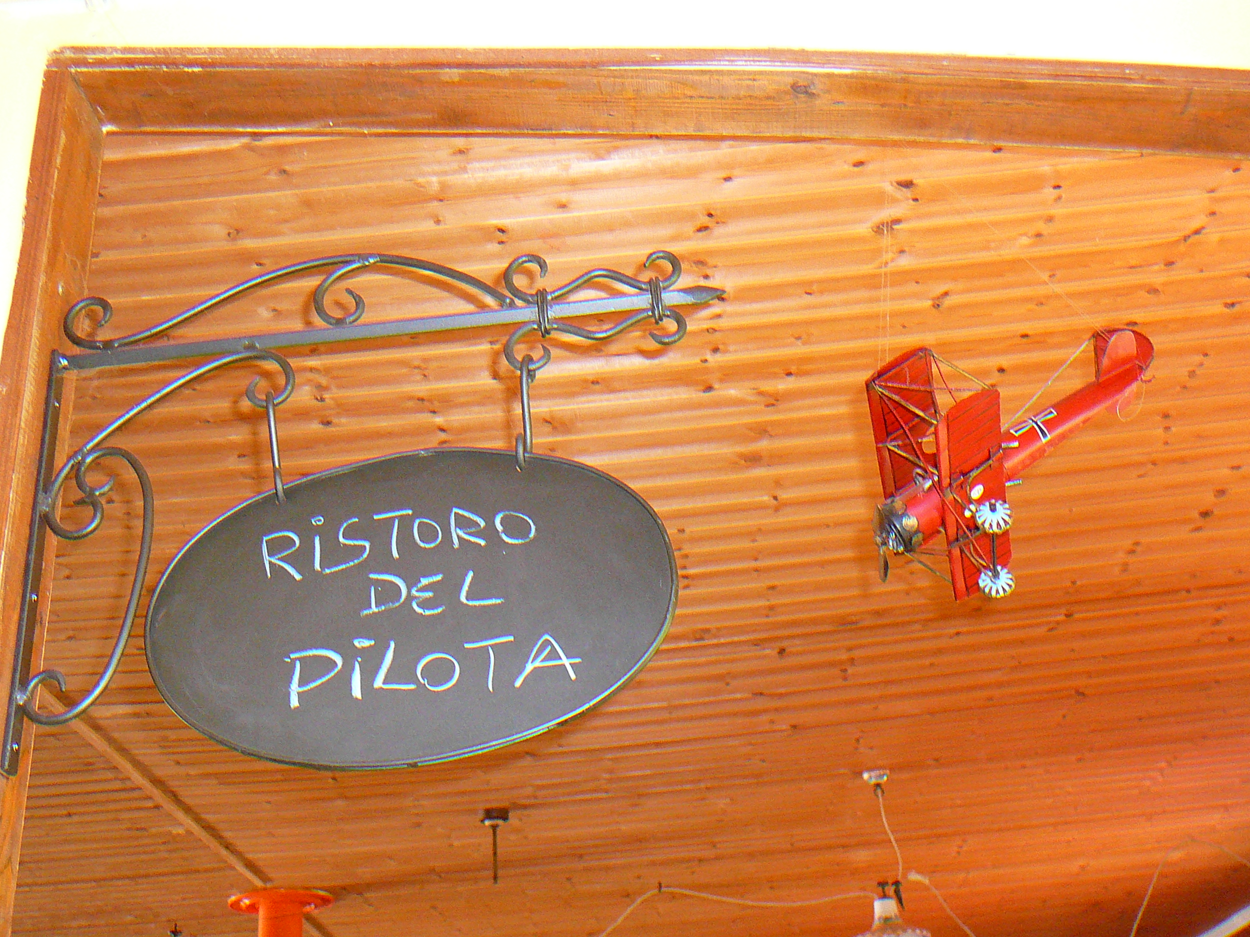 https://www.baialupo.com/gallery/2010-07-puglia/2010-08-01-111842.Panasonic-DMC-TZ1.jpg
