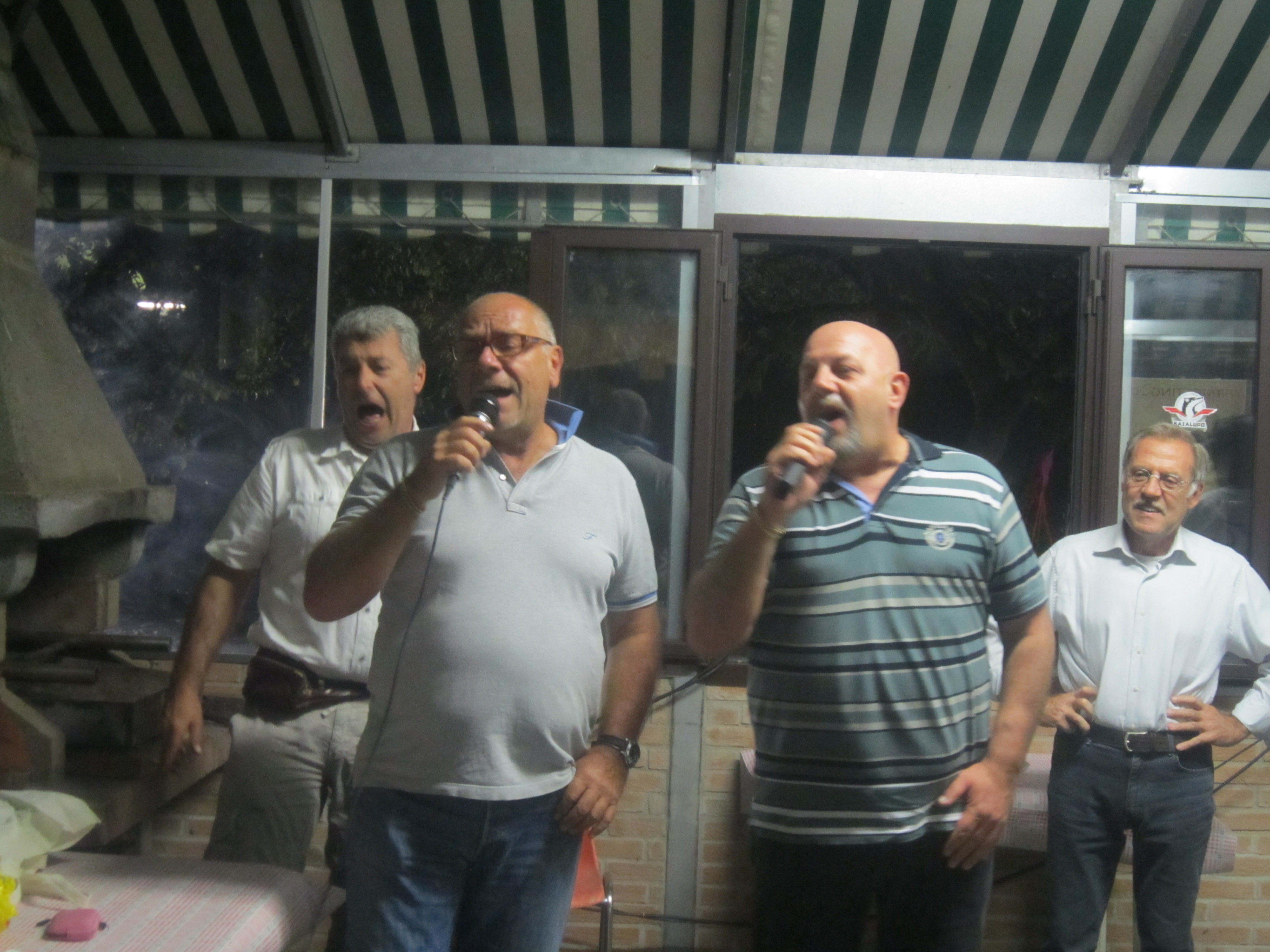 https://www.baialupo.com/gallery/2014-09-baia-aperitivo/2014-09-27_19-23-24-baia-aperitivo.jpg