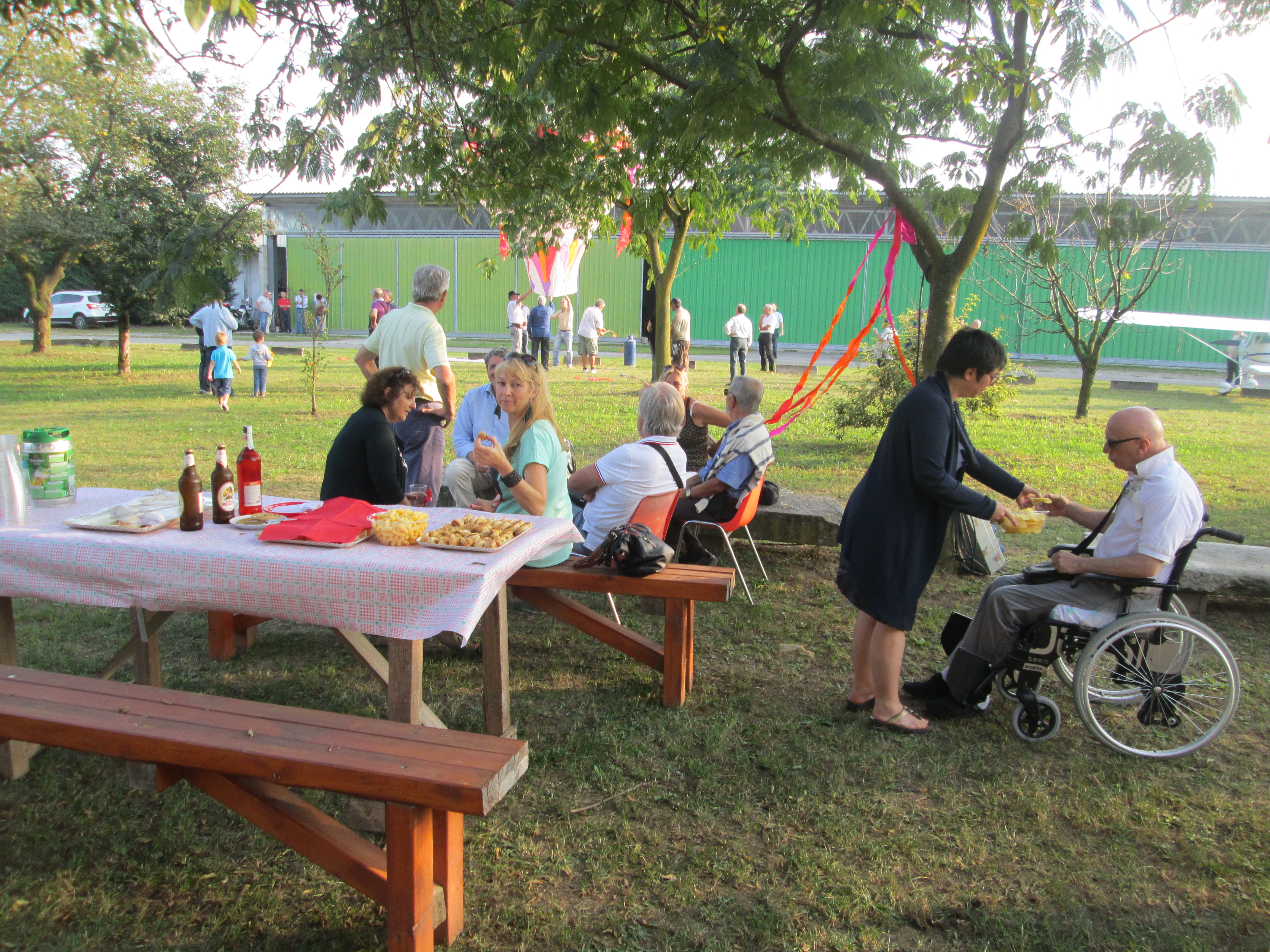 https://www.baialupo.com/gallery/2014-09-baia-aperitivo/2014-09-28_17-47-12-ros.jpg