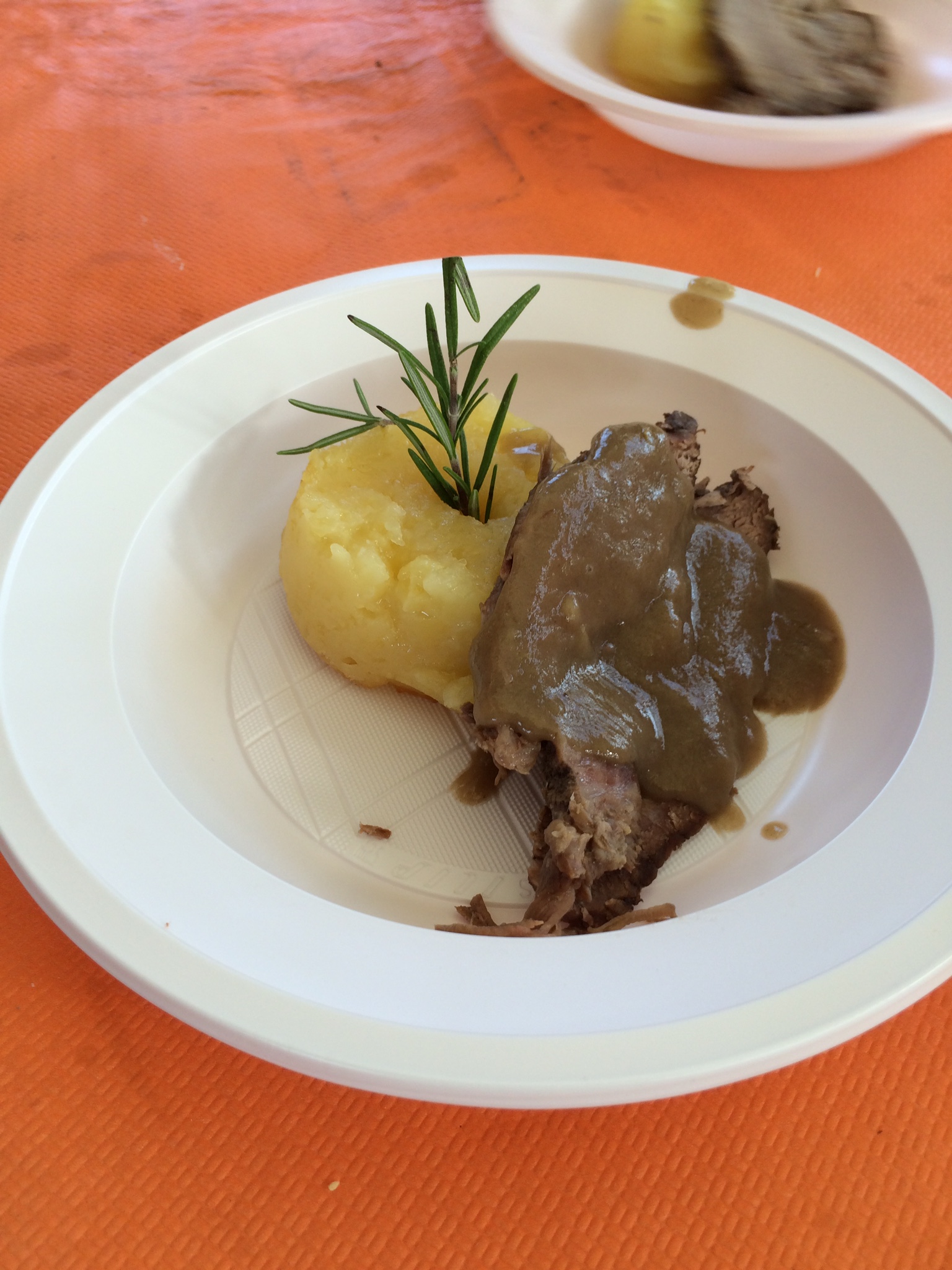 https://www.baialupo.com/gallery/2014-11-pranzo/IMG_0023.jpg