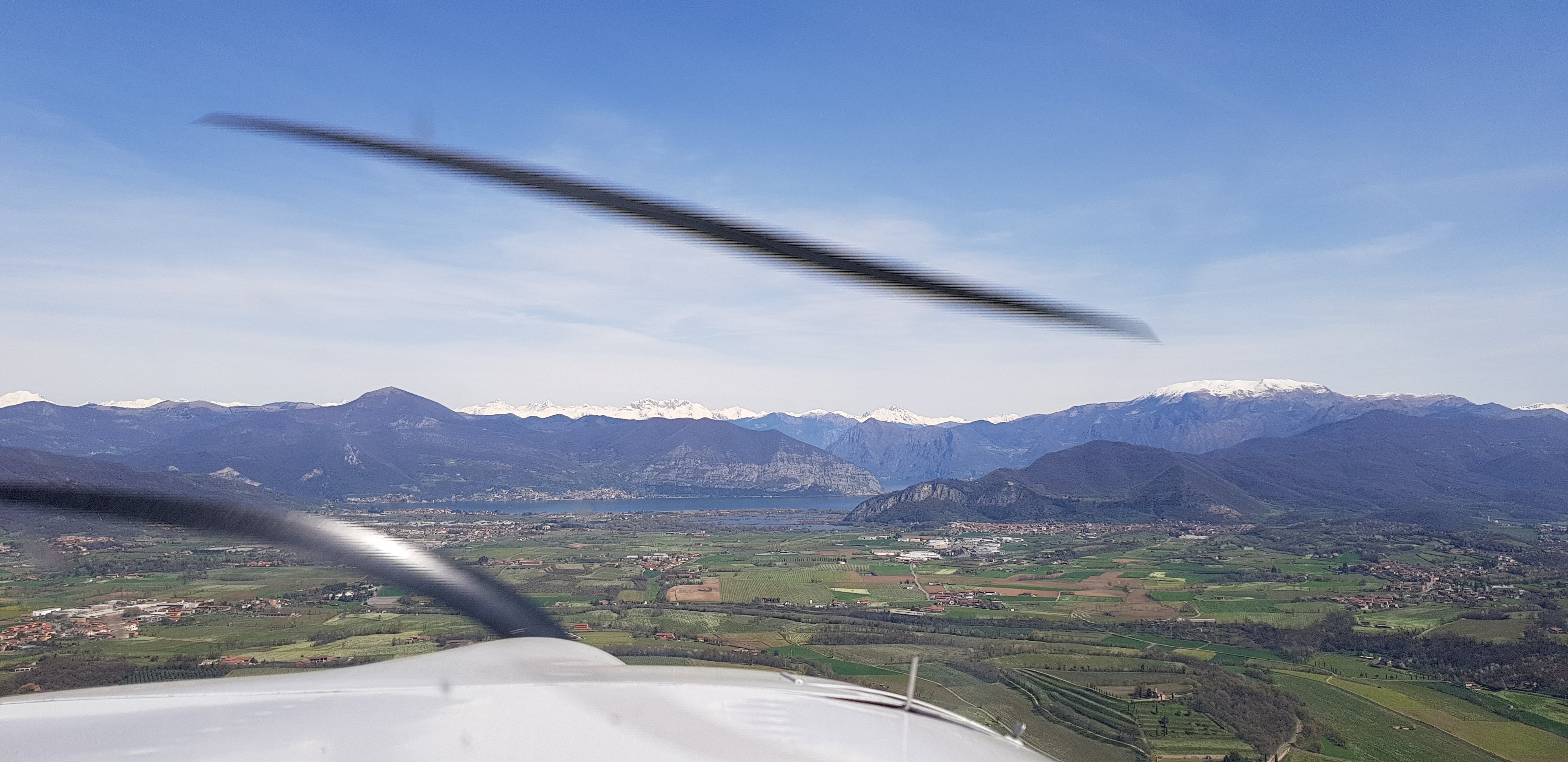 https://www.baialupo.com/gallery/2018-04-iseo/20180414_113028.jpg