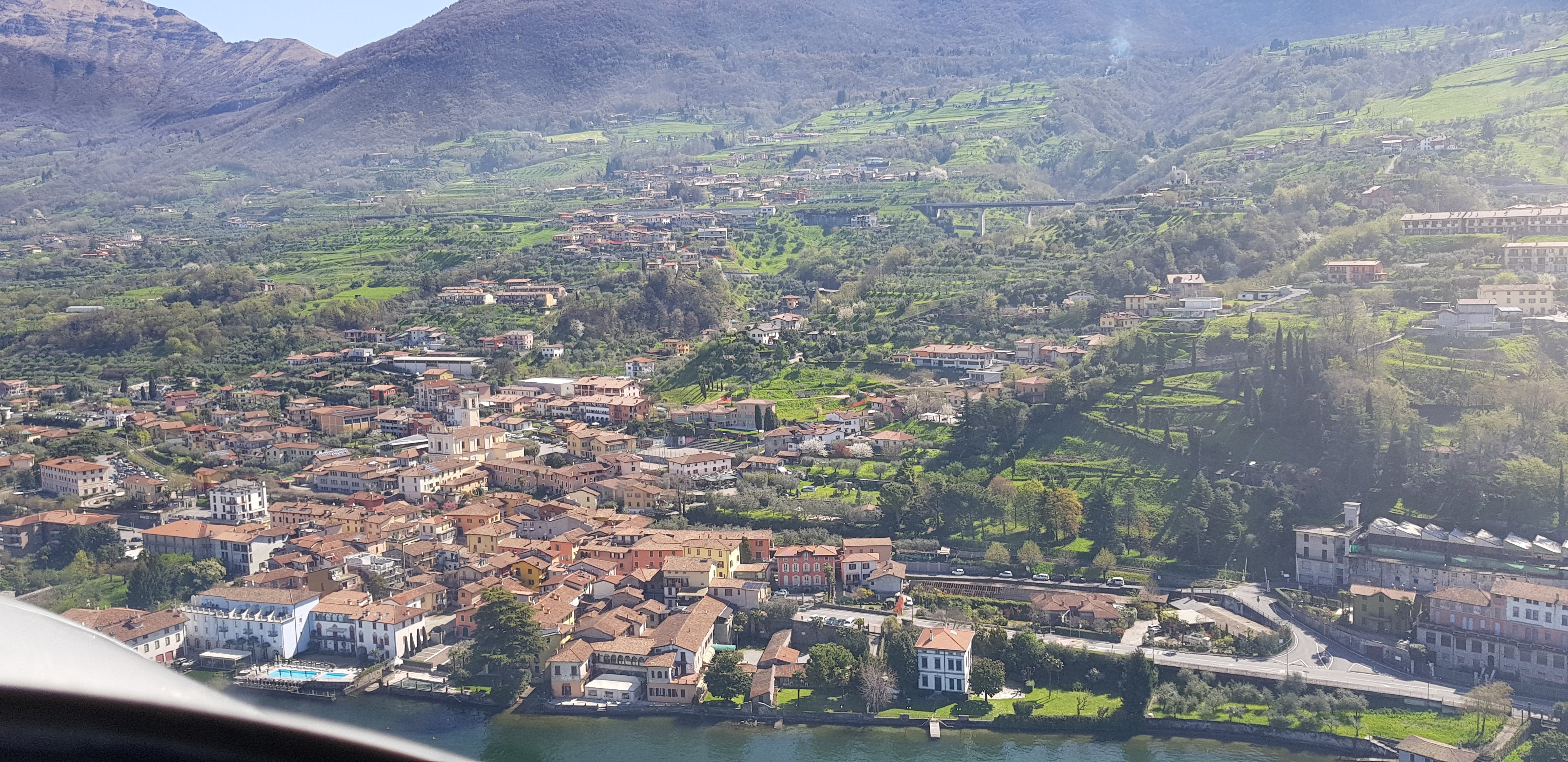 https://www.baialupo.com/gallery/2018-04-iseo/20180414_113337.jpg