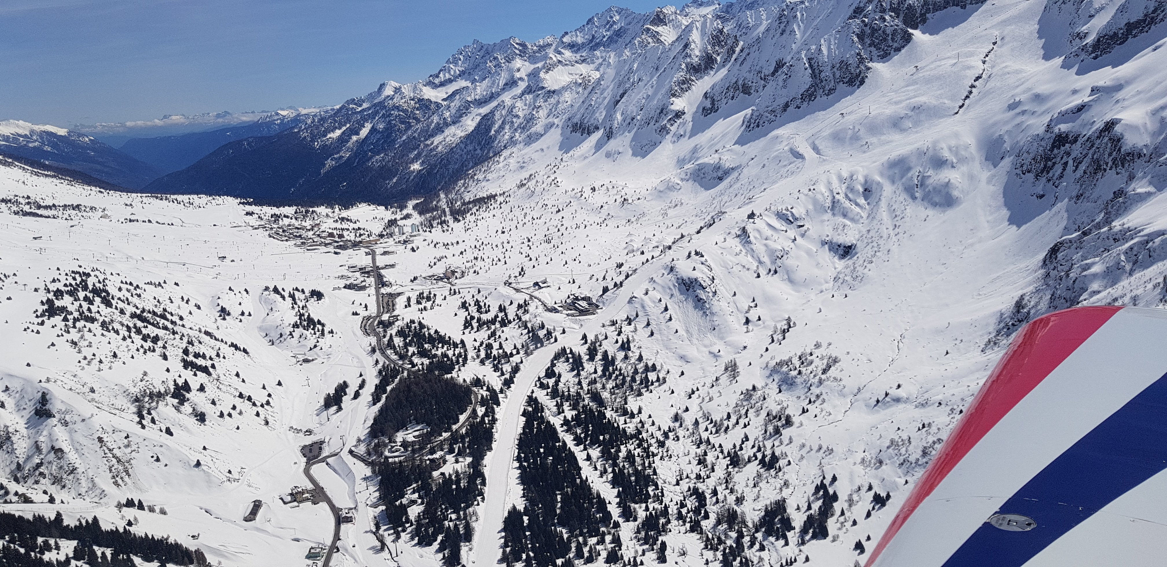 https://www.baialupo.com/gallery/2018-04-iseo/20180414_115838.jpg