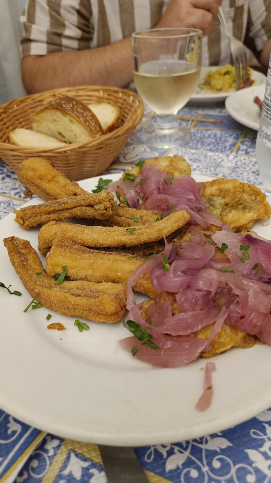https://www.baialupo.com/gallery/2023-08-sicilia/IMG-20230811-WA0110.jpg