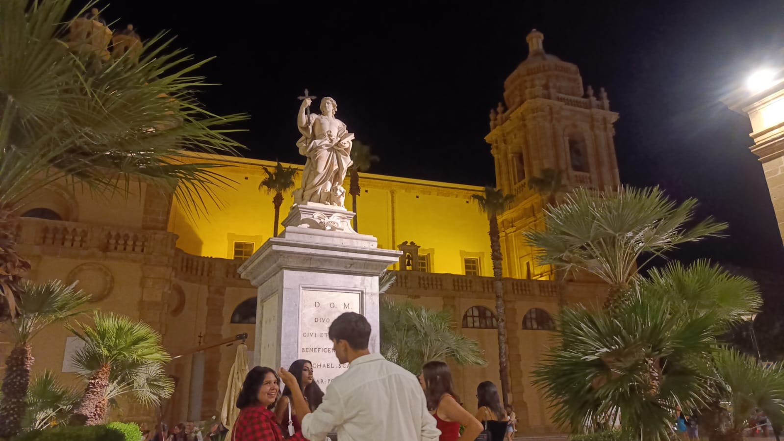 https://www.baialupo.com/gallery/2023-08-sicilia/IMG-20230811-WA0119.jpg