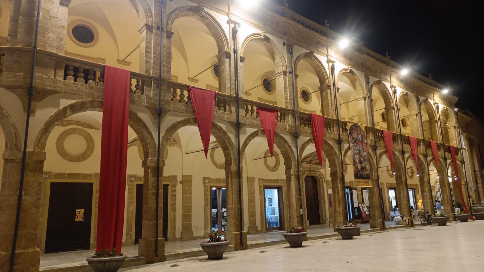 https://www.baialupo.com/gallery/2023-08-sicilia/IMG-20230811-WA0120.jpg