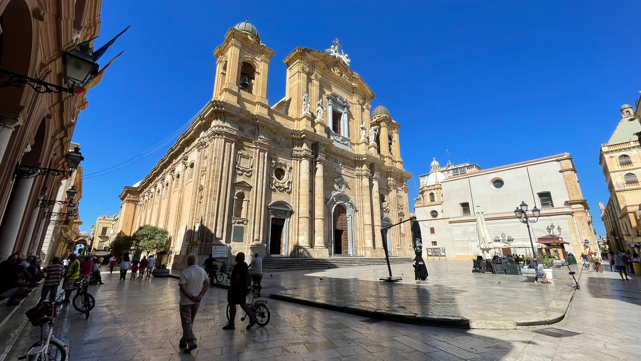 https://www.baialupo.com/gallery/2023-08-sicilia/IMG-20230812-WA0012.jpg